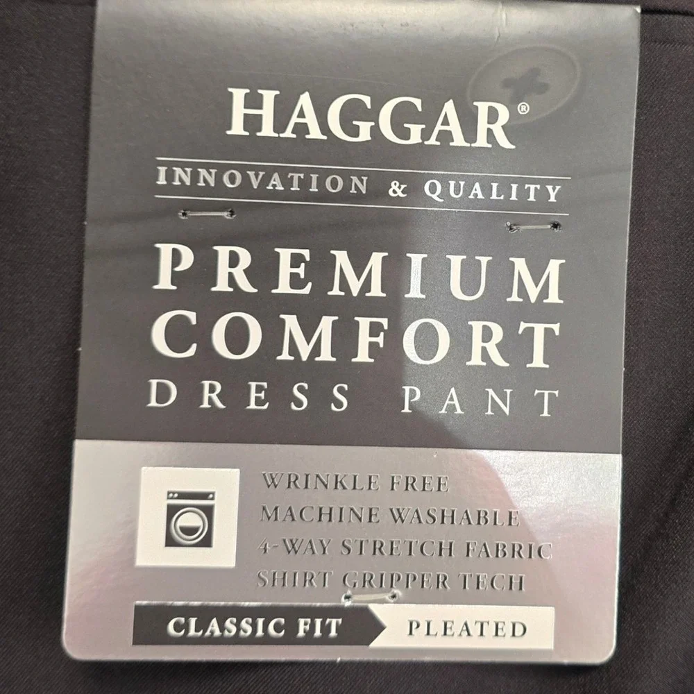 Haggar Mens Premium Comfort Pleated Dress Pants 40x30 Dark Brown Classic Fit NWT